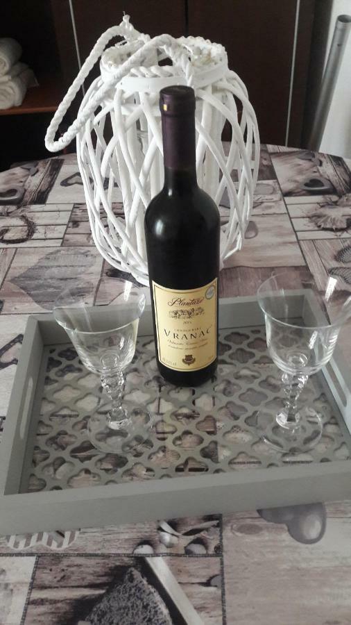 Apartament Oassis Bar Zewnętrze zdjęcie