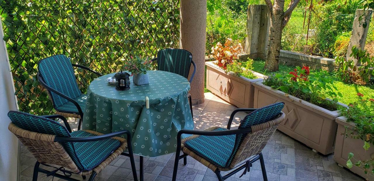 Apartament Oassis Bar Zewnętrze zdjęcie